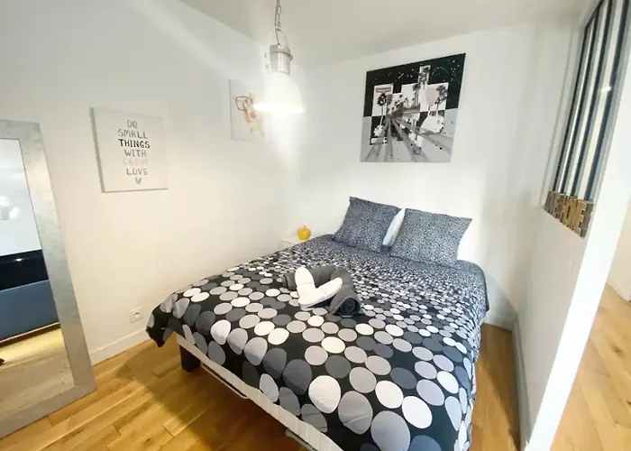 Cosy Appartement - 200M De Paris